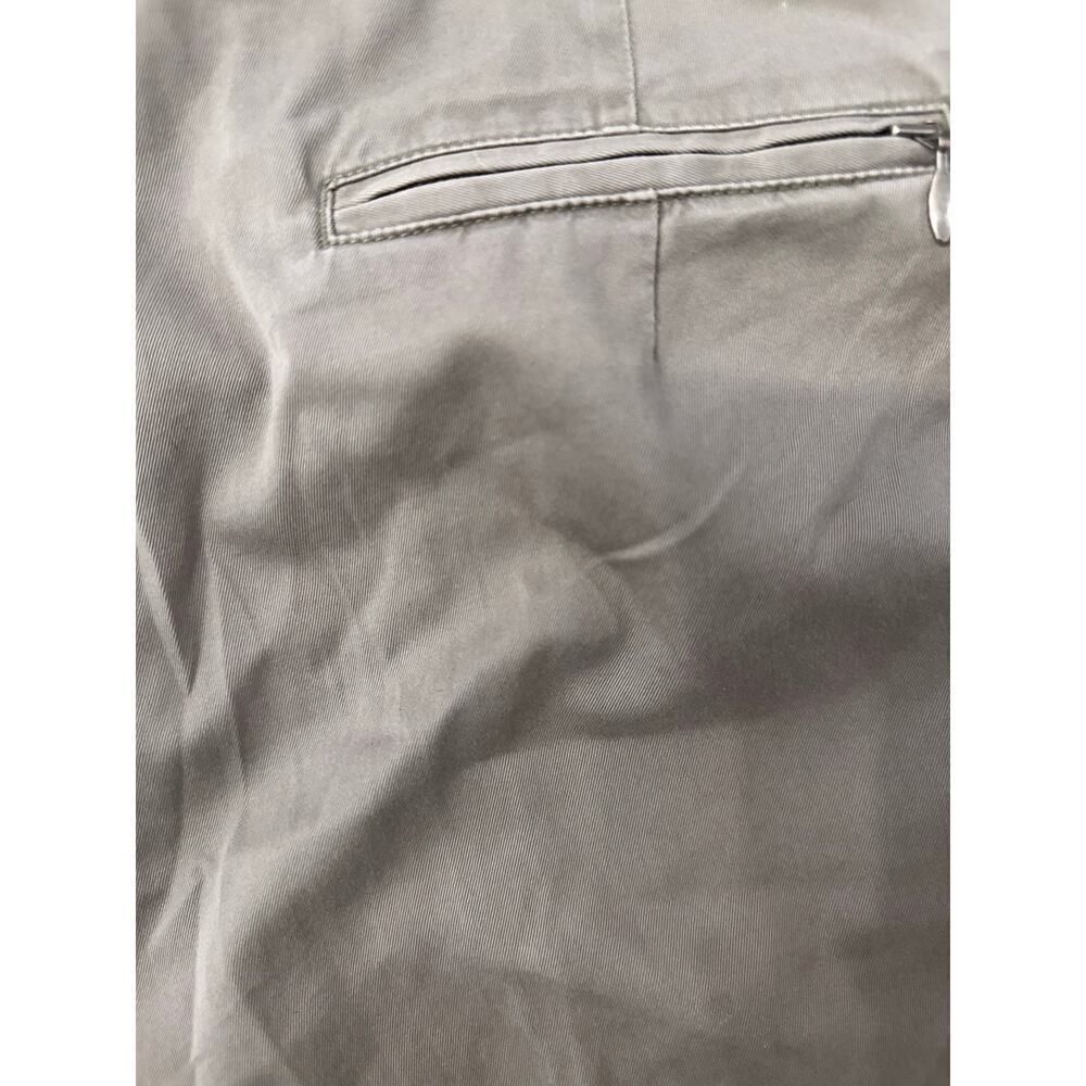 Eddie Bauer Khaki Tapered Pants Women’s 14 (Measured) Pull-On Hem Detail - Picture 7 of 8